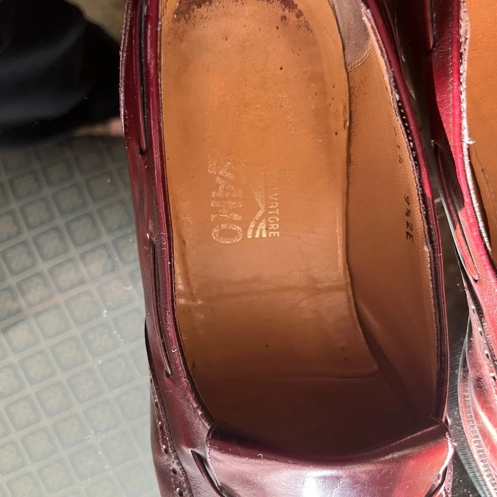 Salvatore Ferragamo Slip On Oxford Ox Blood Merlot Leather Tassel Wing Tip Shoes